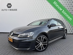 Volkswagen Golf - 2.0 TDI GTD Panoramadak Stoelverwarming