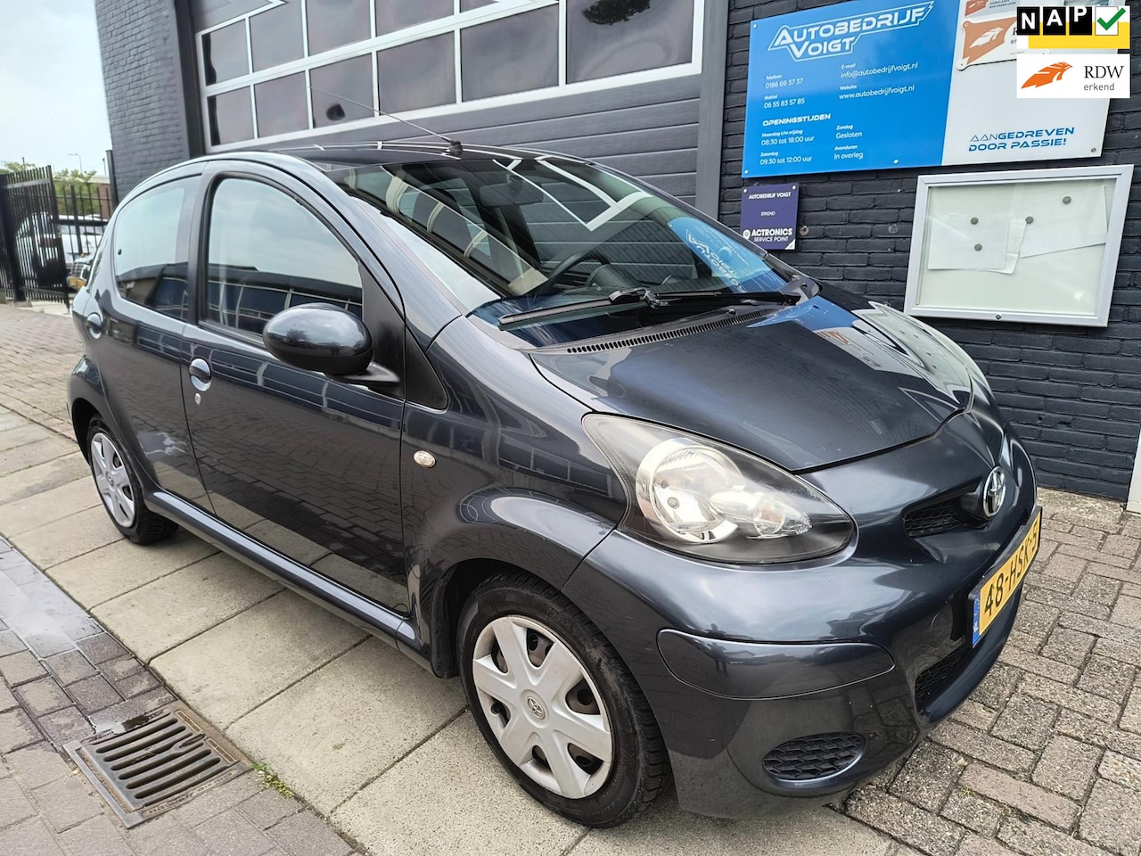 Toyota Aygo - 1.0-12V Comfort 1.0-12V Comfort, grote beurt, airco, nette auto - AutoWereld.nl