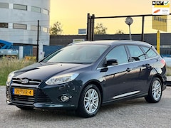 Ford Focus Wagon - 1.0 EcoBoost Titanium|XENON|NAVI|PSENSOR|TREKHAAK|LED|IN TOPSTAAT|APK 26-06-2026