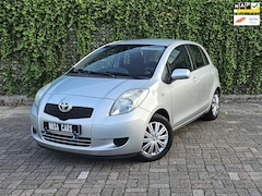 Toyota Yaris - 1.3 VVTi Sol MMT Automaat Eerst Eigenaar Airco Trekhaak APK