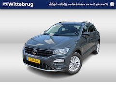 Volkswagen T-Roc - 1.0 TSI 110pk Style / Navigatie / Clima / Parkeersensoren / 16" LMV