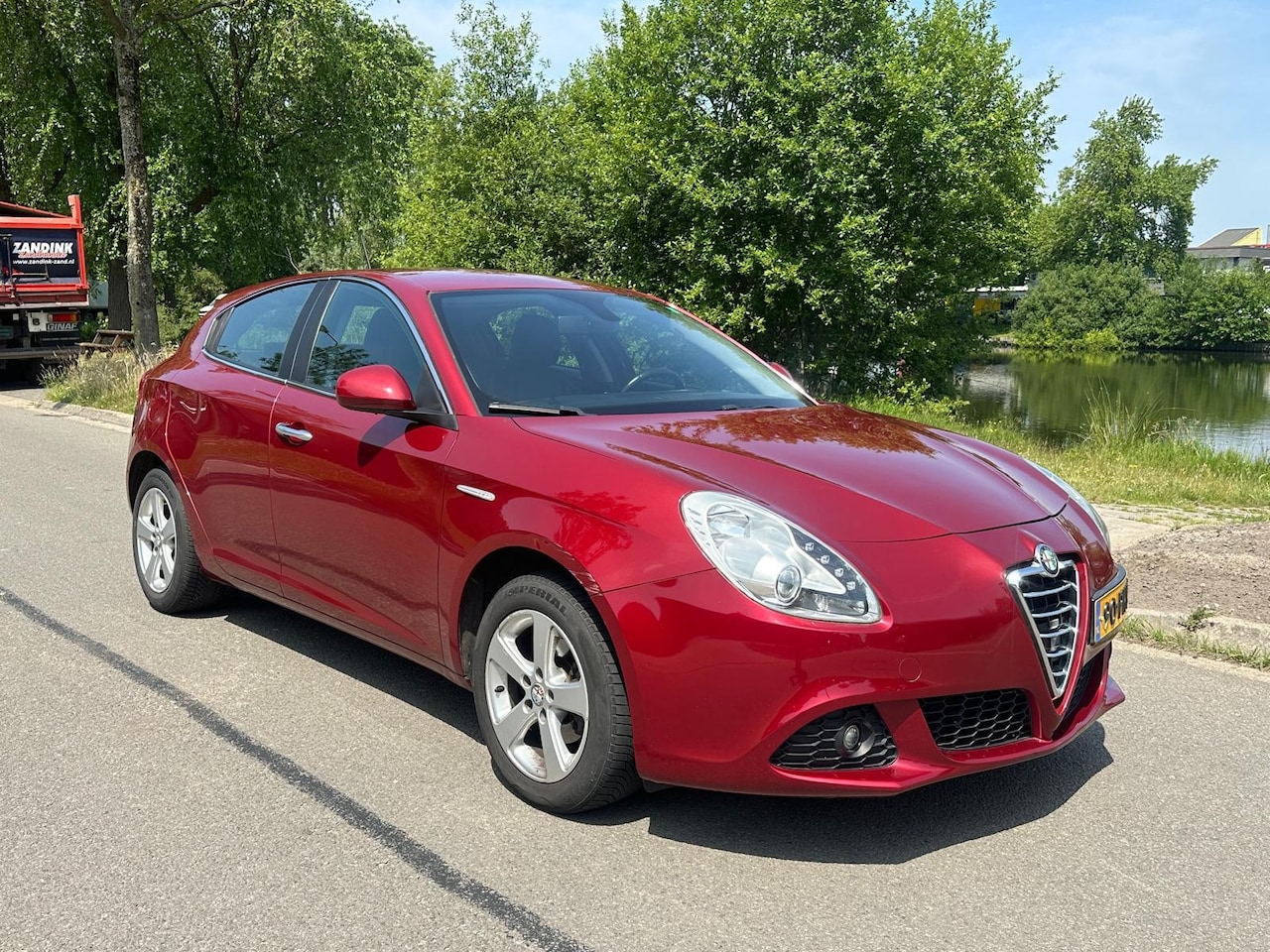 Alfa Romeo Giulietta - 1.4 T Distinctive Airco* Cruise* N.A.P. - AutoWereld.nl