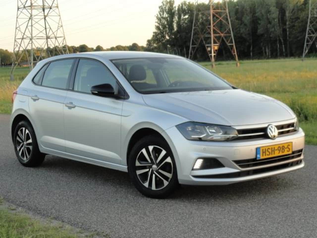 Volkswagen Polo - 1.0 IQ DRIVE Met AIRCO I NAVIG I PDC I ANDROID - AutoWereld.nl