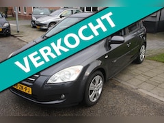 Kia Cee'd - 1.6 CRDi X-ecutive half leer, cruise control, airco