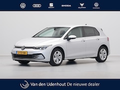 Volkswagen Golf - 1.0 eTSI 110pk DSG Life Business Navigatie Stoelverwarming Massage Acc
