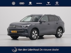 Volkswagen Tiguan - 1.5 eTSI DSG Life Edition Trekhaak Navigatie Camera Side Assist