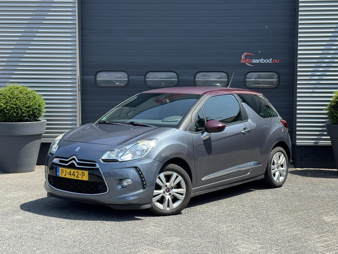 Citroën DS3 - 1.6 VTi So Chic | Cruise Control | Parkeersensoren | Lichtmetalen Velgen | Climate Control - AutoWereld.nl