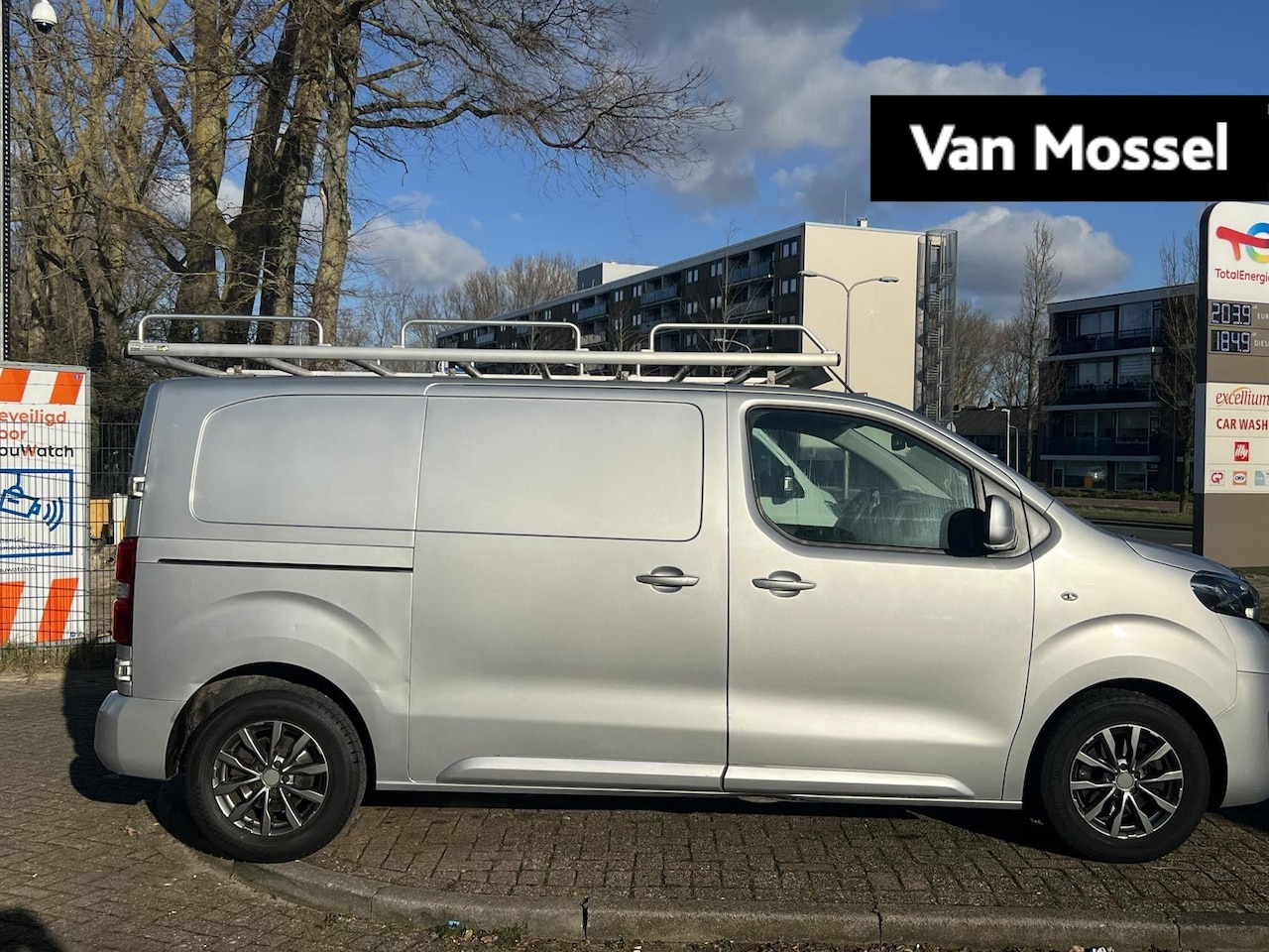 Toyota ProAce Worker - 1.6 D-4D Professional 1.6 D-4D Professional - AutoWereld.nl