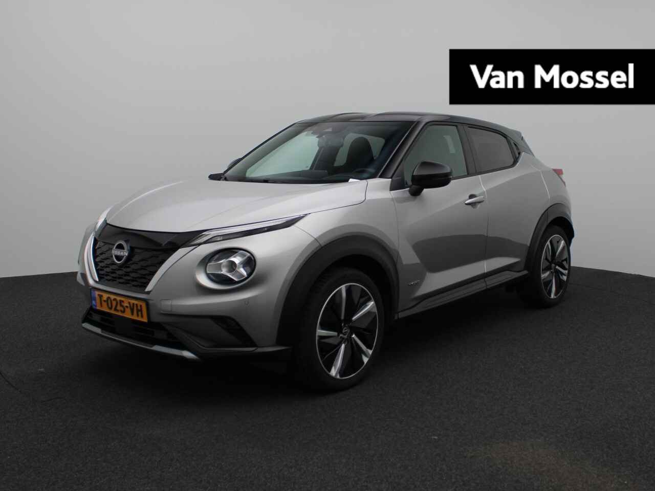 Nissan Juke - 1.6 Hybrid N-Design | Navigatie | Climate controle | Parkeercamera | Lichtmetalen velgen | - AutoWereld.nl