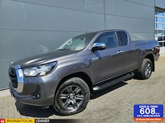 Toyota HiLux - 2.8 D-4D Xtra Cab 3500 KG Nieuwstaat navi camera 204 PK