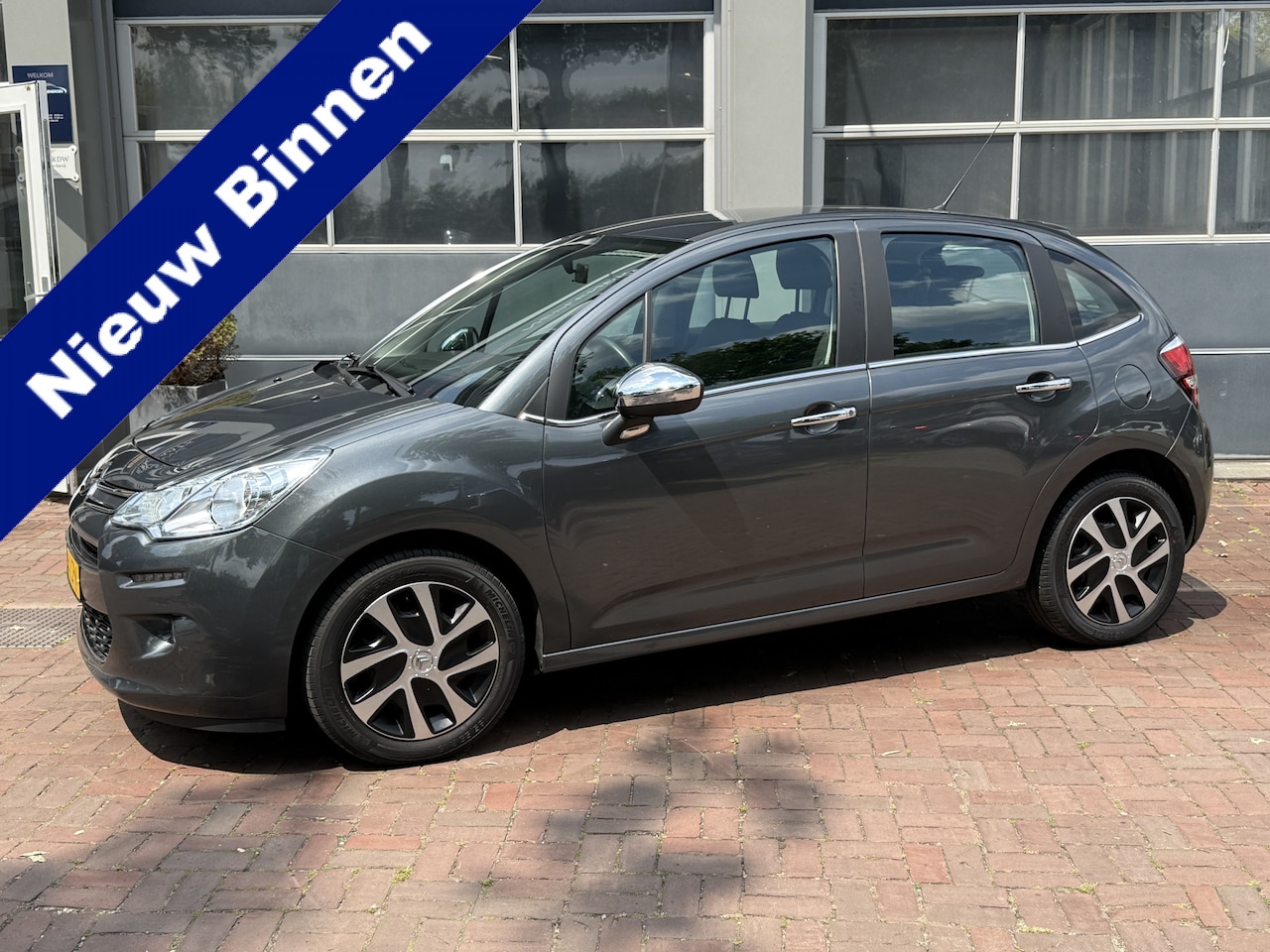 Citroën C3 - 1.2 PureTech Collection Hoge Zit 2015 Km 83.014 Dealer onderhouden !! - AutoWereld.nl