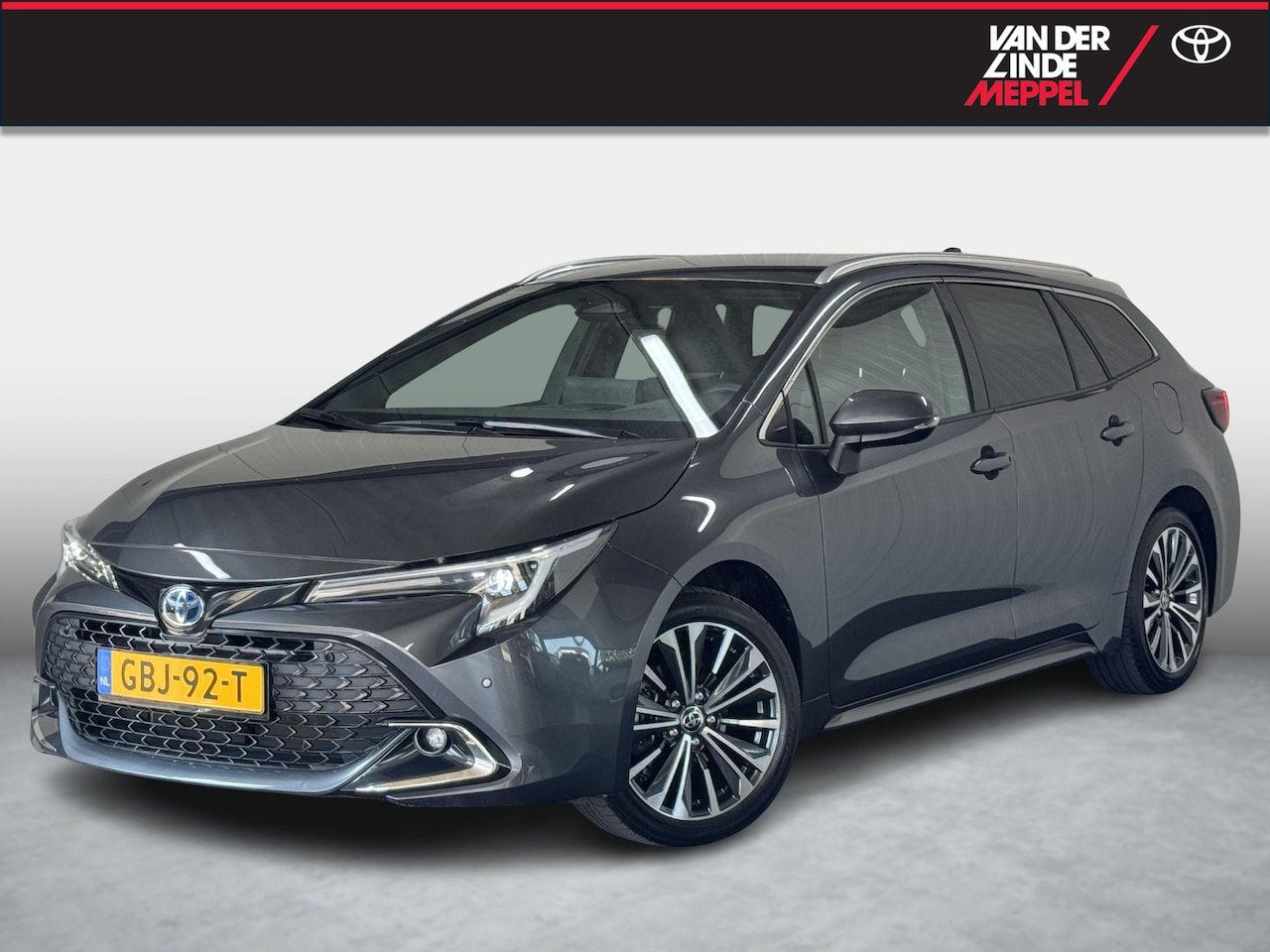 Toyota Corolla Touring Sports - Hybrid 140 Dynamic Elekt achterklep Navi Cruise - AutoWereld.nl