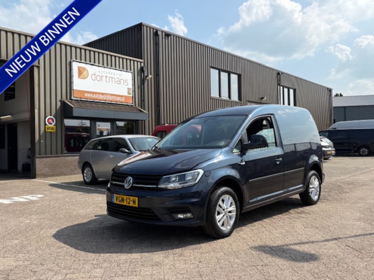 Volkswagen Caddy - 2.0 TDI L1H1 BMT Highline 2.0 TDI L1H1 BMT Highline - AutoWereld.nl
