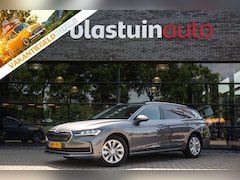 Skoda Superb Combi - 1.5 TSI MHEV Business Edition Nieuw model , Adap. cruise, Trekhaak, HUD, VOL