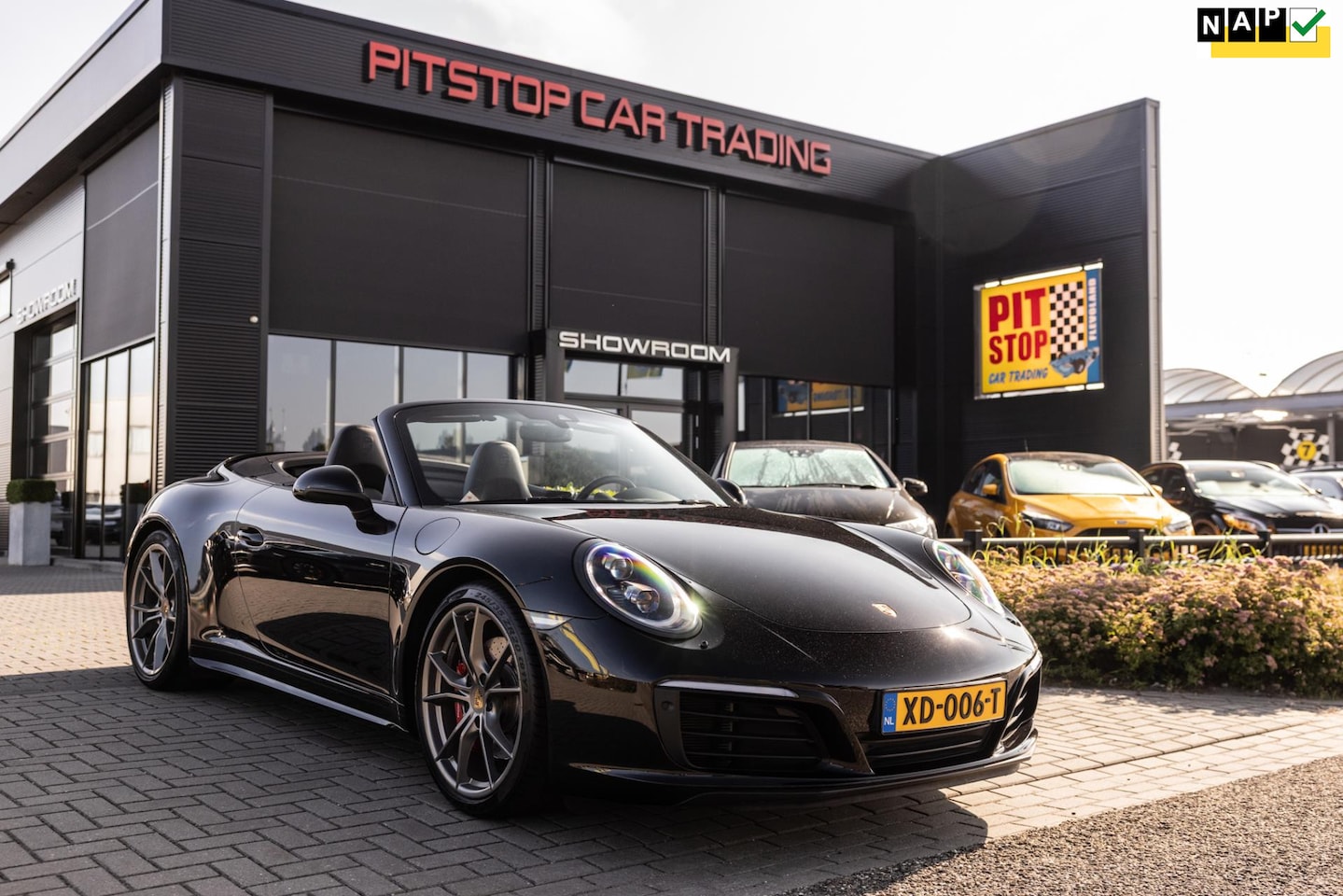 Porsche 911 Cabrio - 991.2 3.0 Carrera 4S, 420 PK, Carbon, 18-wegs stoelen, NL! - AutoWereld.nl