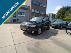 Mitsubishi Outlander - 2.0 PHEV Instyle+