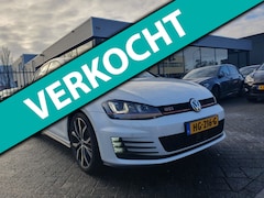 Volkswagen Golf - 2.0 TSI GTI Performance