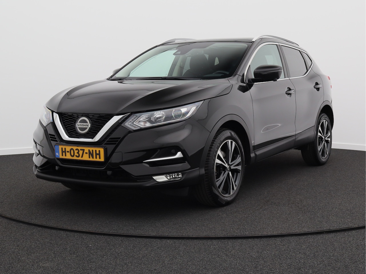 Nissan Qashqai - 1.3 DIG-T N-Connecta/ automaat/ compleet! - AutoWereld.nl