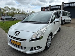 Peugeot 5008 - 1.6 THP Blue Lease Executive 7p