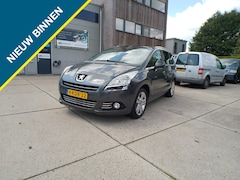 Peugeot 5008 - 1.6 THP Style 7p