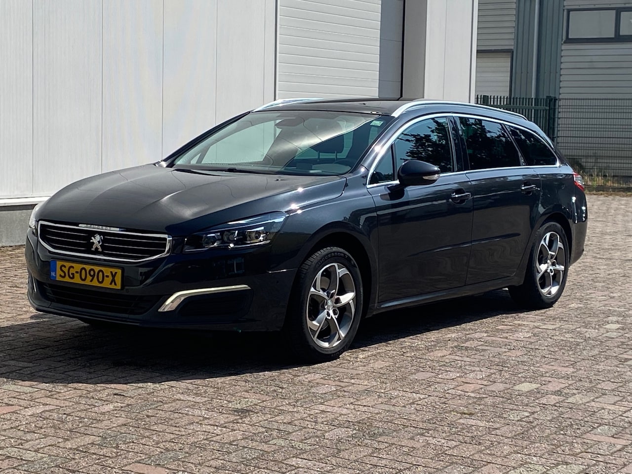 Peugeot 508 SW - 1.6 e-THP Blue Lease Executive Pack - AutoWereld.nl
