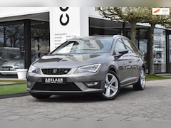 Seat Leon ST - 1.4 TSI Style FR ALCANTARA, XENON, CRUISE, STOELVERWARMING, PDC, CLIMA