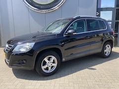 Volkswagen Tiguan - 1.4 TSI Sport&Style Navi | Trekhaak | Cruise contr | Stuurwielbediening
