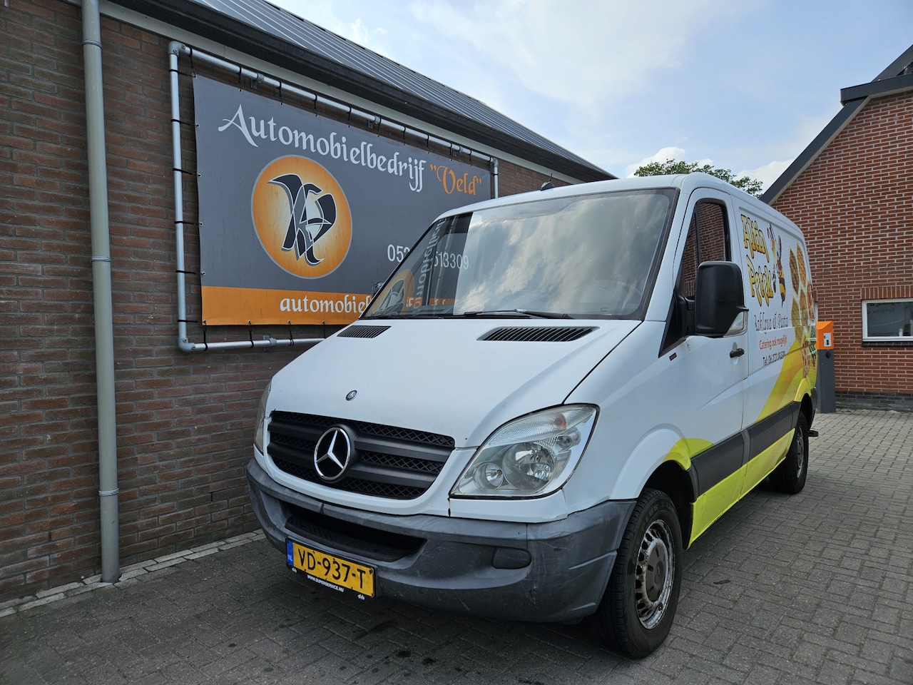 Mercedes-Benz Sprinter - 210 2.2 CDI 325 Functional DC 210 2.2 CDI 325 Functional DC - AutoWereld.nl