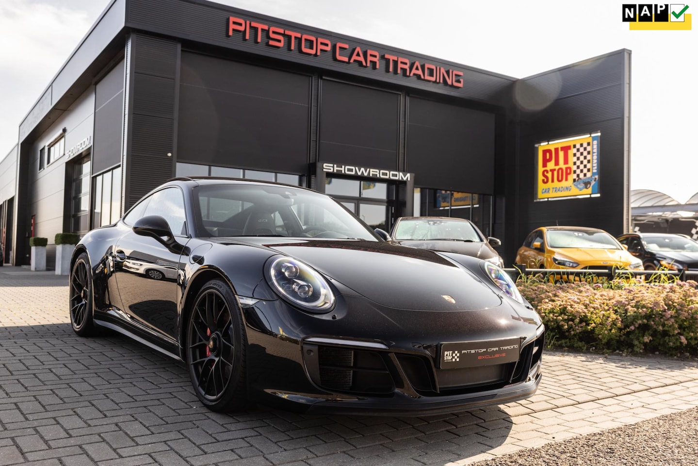 Porsche 911 - 991.2 3.0 Carrera GTS, 450pk, NL Auto, 18-wegs, Carbon! - AutoWereld.nl