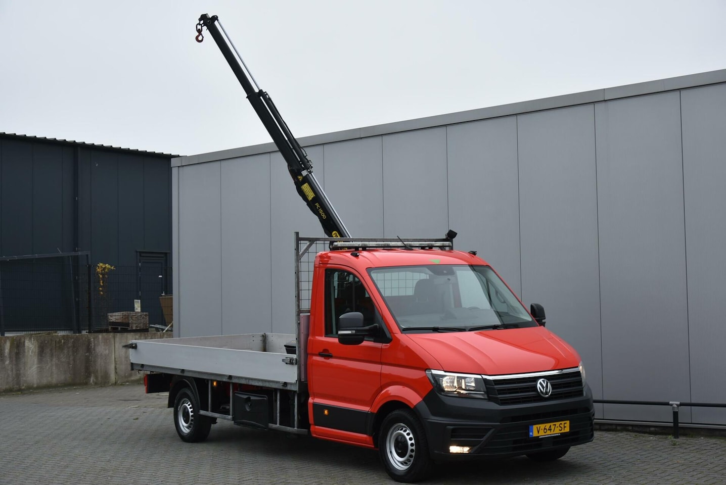 Volkswagen Crafter - 2.0 TDI L4 177 Pk Pickup Autolaadkraan E6 - AutoWereld.nl