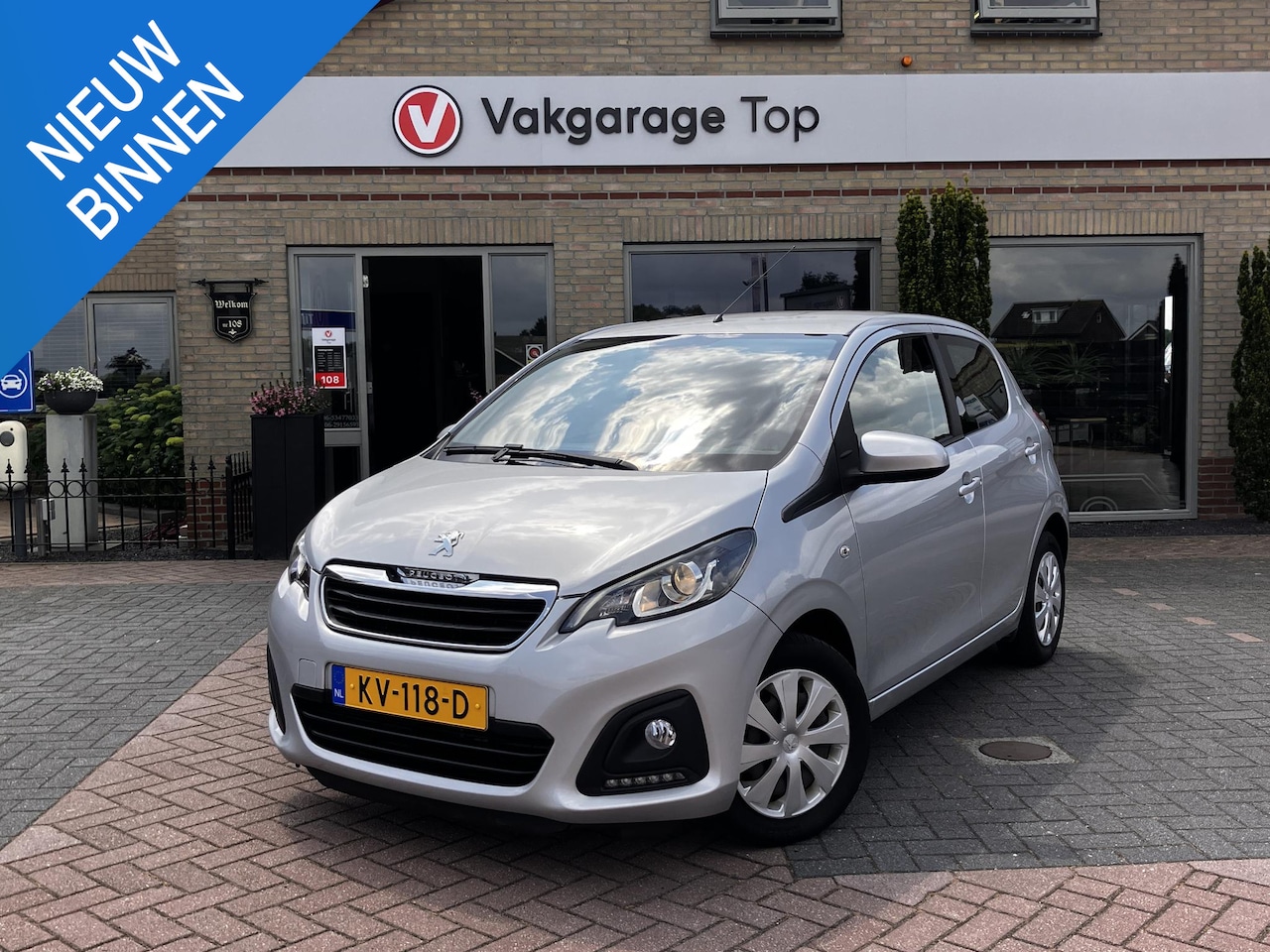 Peugeot 108 - 1.0 e-VTi Blue Lion | 1e eigenaar | 15.165 km! | 100% onderhouden - AutoWereld.nl