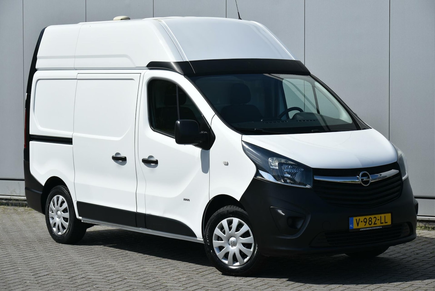 Opel Vivaro - 1.6 CDTI L1H2 125 Pk! Euro 6 Airco Camera Cruise - AutoWereld.nl