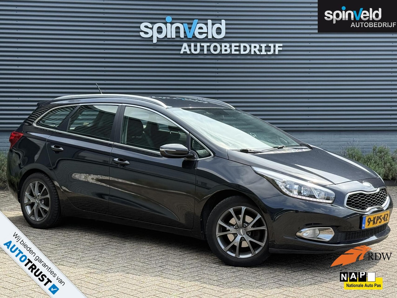 Kia Cee'd Sportswagon - 1.6 GDI Comfort Pack BJ`13 Airco Cruise Trekhaak - AutoWereld.nl
