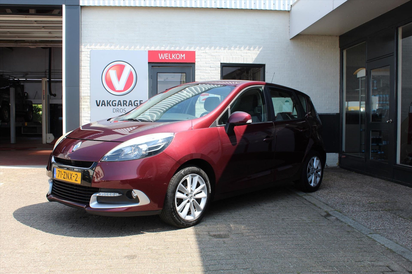 Renault Scénic - Energy TCe 115 Stop &amp; Start Serie Limitee Collection - AutoWereld.nl