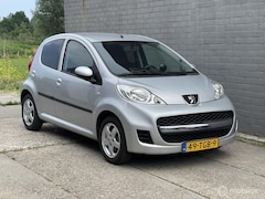 Peugeot 107 - 1.0-12V Sportium NAP/APK/Airco/Camera/5DRS