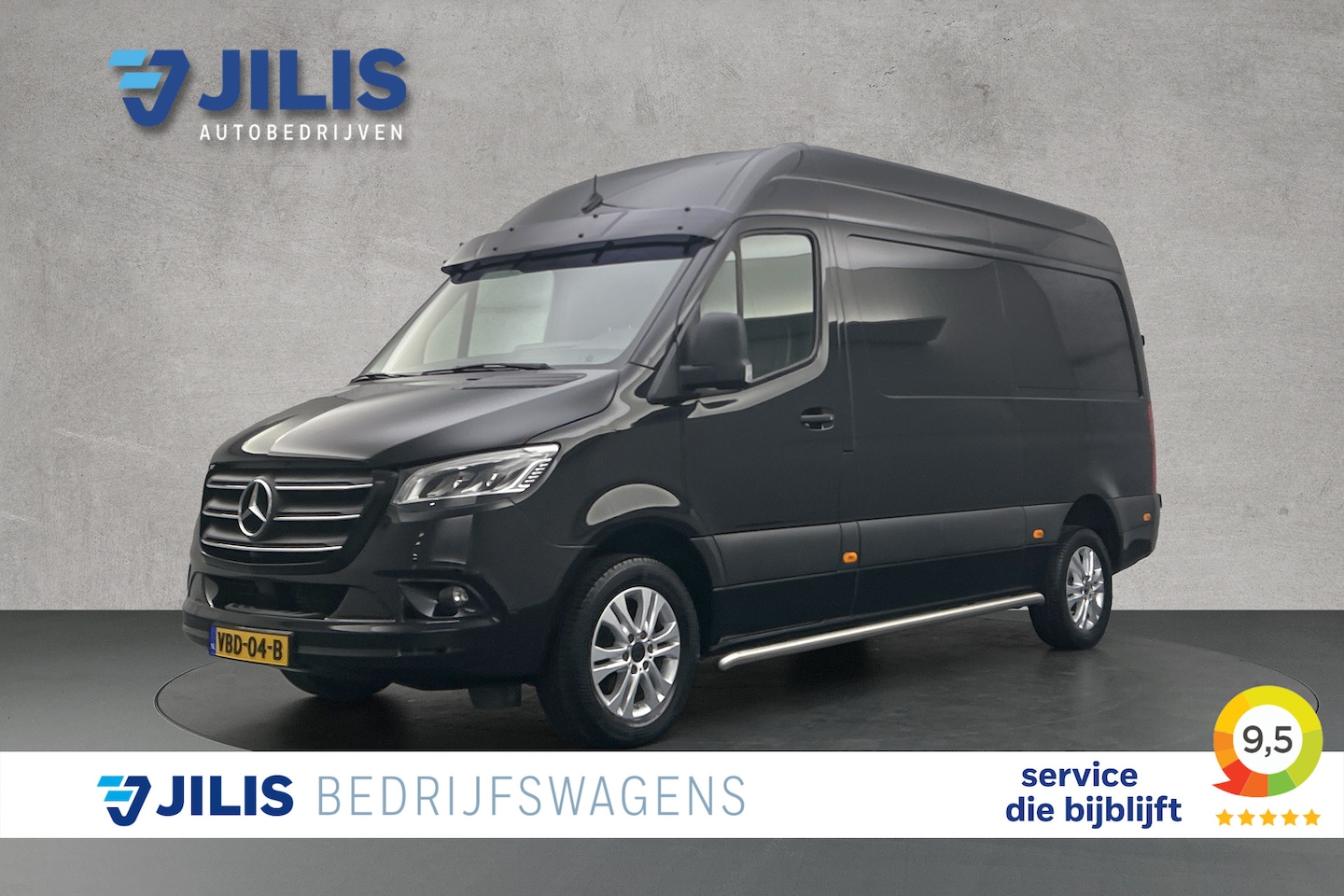 Mercedes-Benz Sprinter - 319 3.0 CDI L2H2 V6 Automaat | 360 camera | LED | Lederen bekleding | Trekhaak | Parkeerse - AutoWereld.nl