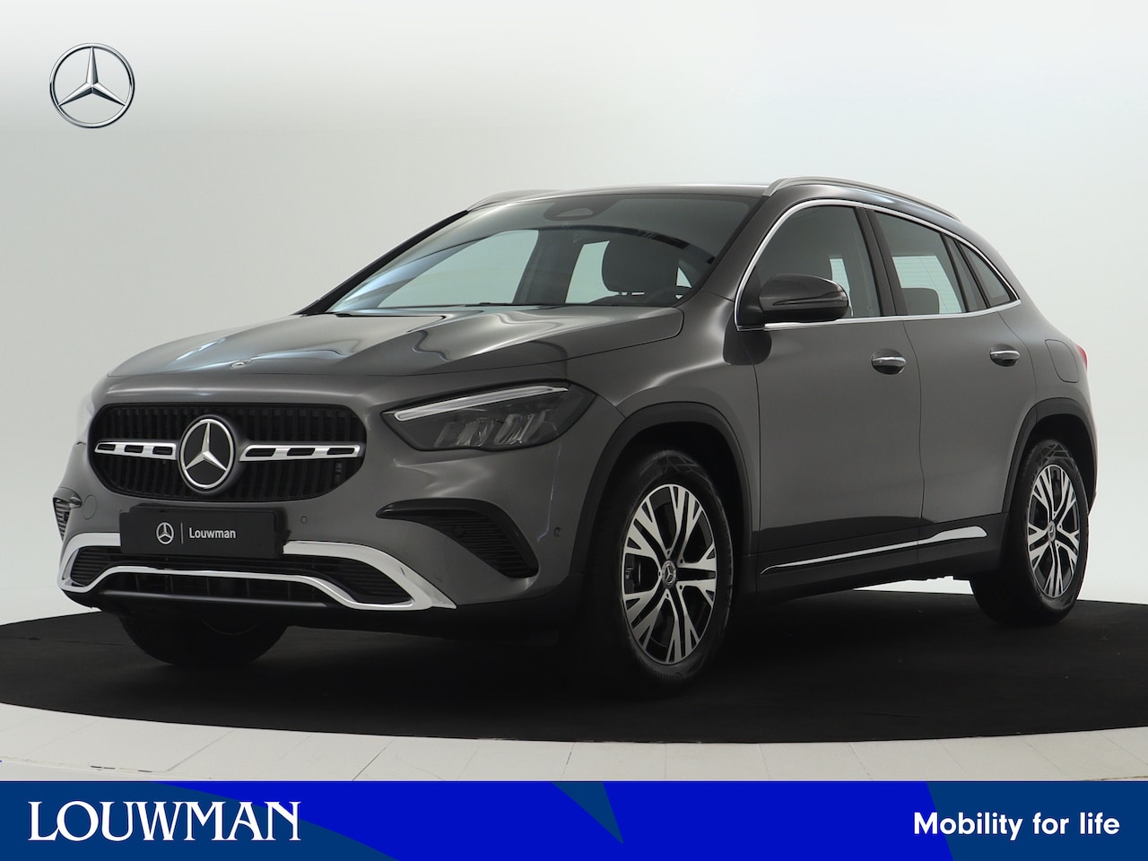 Mercedes-Benz GLA-Klasse - 180 Business Solution Luxury | Trekhaak | Parkeerpakket met achteruitrijcamera | Keyless-G - AutoWereld.nl