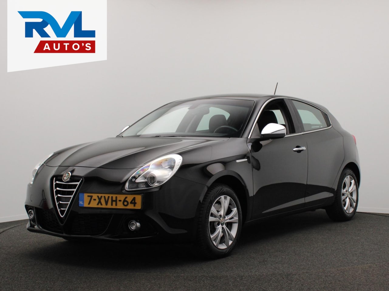 Alfa Romeo Giulietta - 1.4 T Distinctive Lusso Automaat Leder Navigatie Climate-control Cruise * Origineel Nederl - AutoWereld.nl