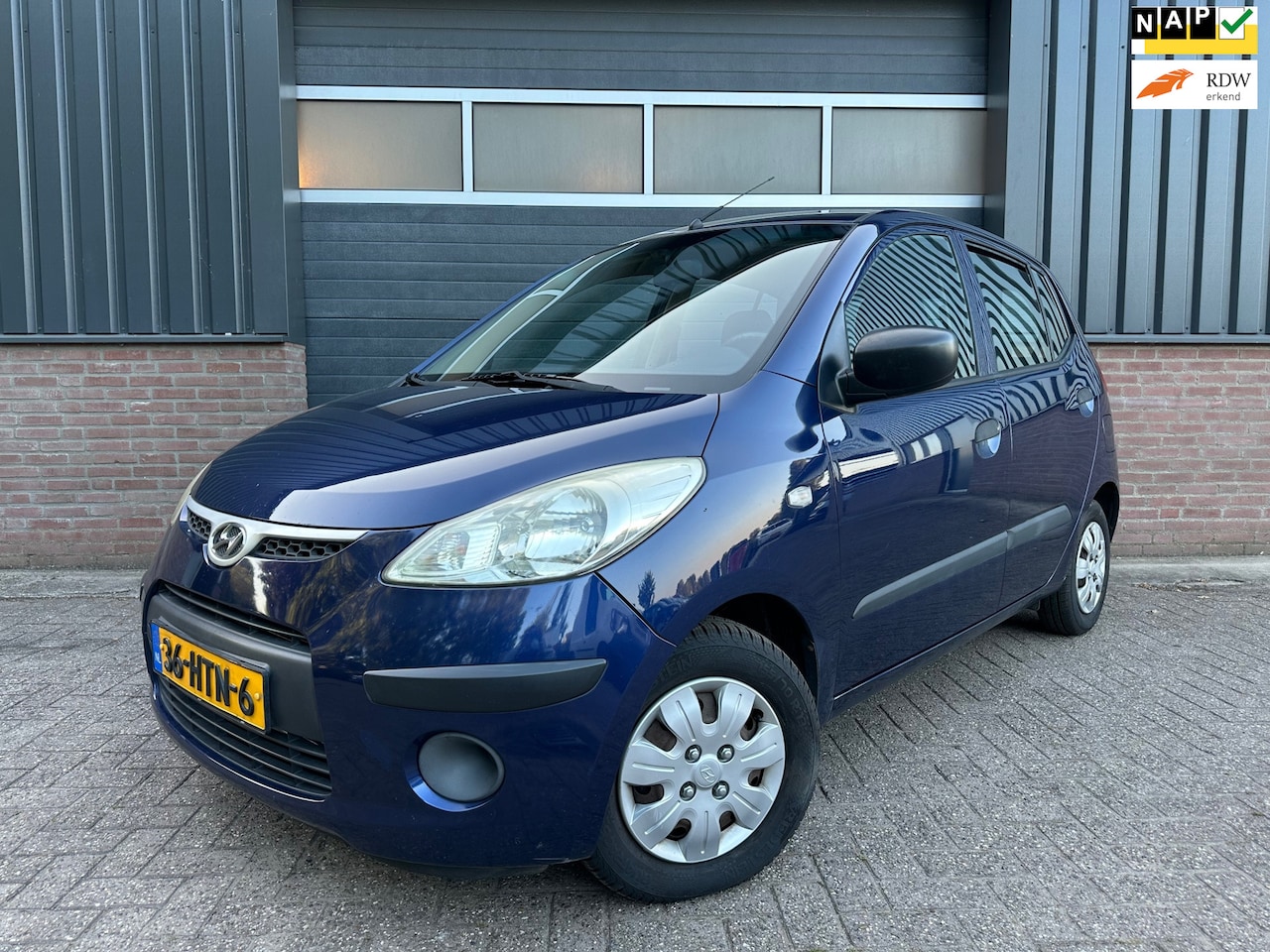 Hyundai i10 - 1.25i Active Airco / Trekhaak / Nieuwe banden - AutoWereld.nl