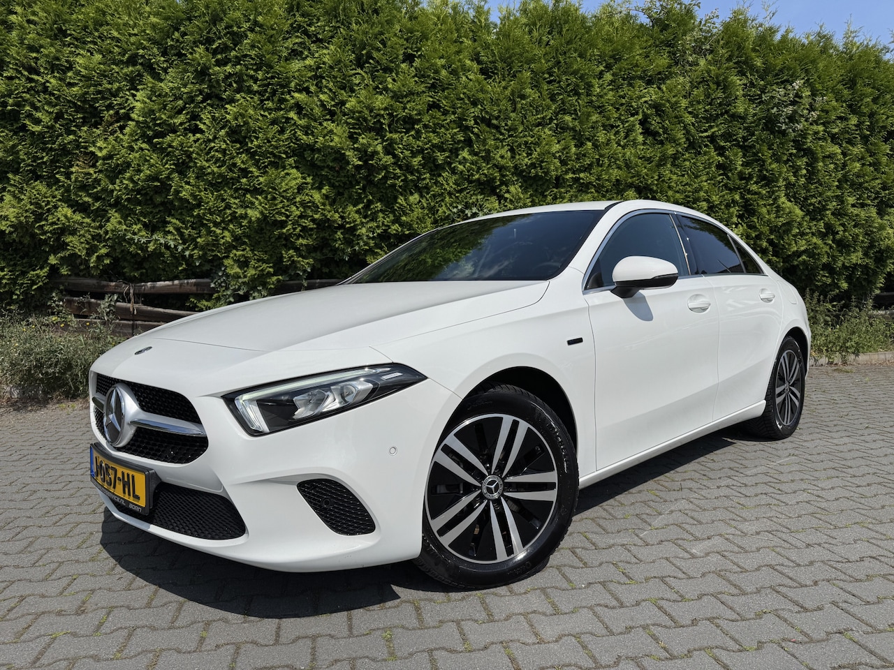Mercedes-Benz A-klasse - 250 e Business Solution Luxury Limited 250e Business Solution Luxury Limited Camera, PDC, Enz. - AutoWereld.nl