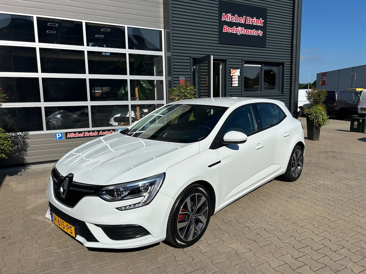 Renault Mégane - 1.2 TCe Life Airco - AutoWereld.nl