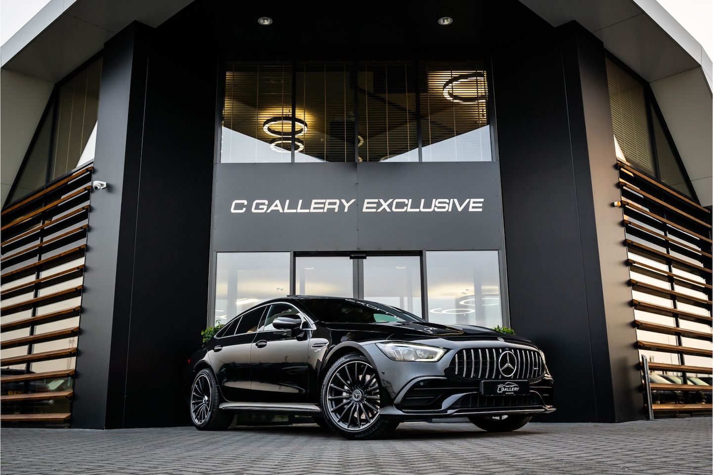 Mercedes-Benz AMG GT 4-Door Coupe - AMG GT53 4MATIC+ Premium Plus - Panorama | Burmester | Stoelkoeling | Memory | Massage - AutoWereld.nl