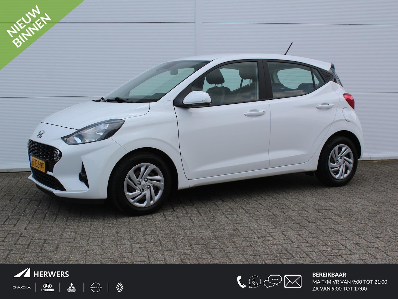 Hyundai i10 - 1.0 Comfort Smart / Navigatie + Apple Carplay/Android Auto / Cruise Control / Achteruitrij - AutoWereld.nl