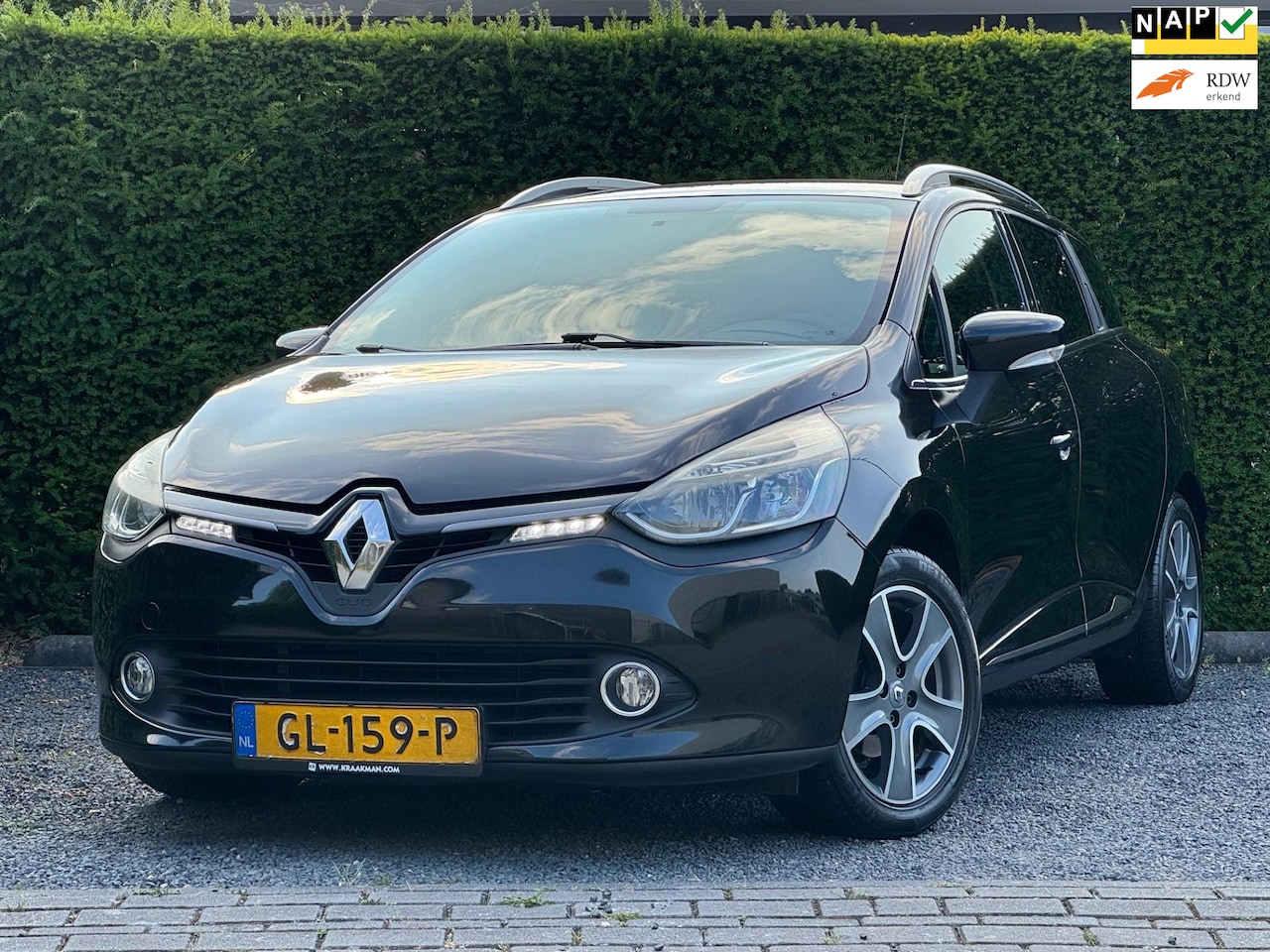 Renault Clio Estate - 1.5 dCi ECO Night&Day | PDC | Airco | Cruise - AutoWereld.nl
