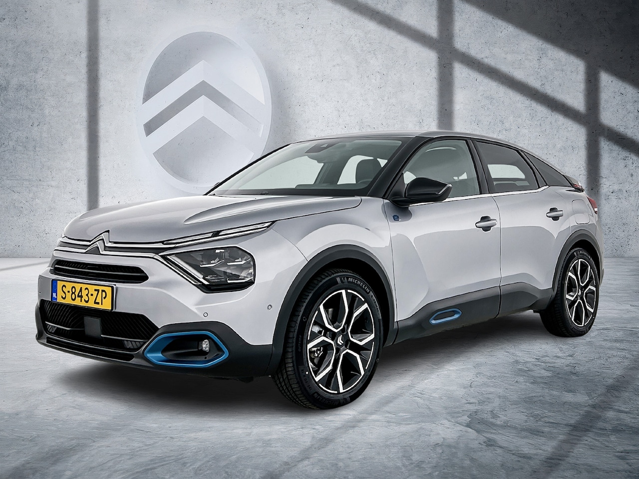 Citroën Ë-C4 - Shine 50 kWh | Rijklaar | Elektronische stoel met massage | Stoelverwarming | Adaptive Cru - AutoWereld.nl