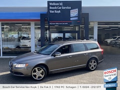 Volvo V70 - 2.5T Momentum / Automaat / NL-Auto / Youngtimer / 5-Cilinder / 200 PK / Vol-Leder / Stoelv