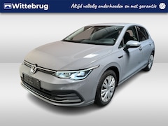Volkswagen Golf - 1.5 TSI Style / 18" LMV/ MATRIX/ ELEKTR. STOELEN/ DIGITAL DASH/ APP-CONNECT/ CLIMA/ ADAPT.