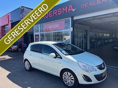 Opel Corsa - 1.4-16V Edition DEALERONDERHOUDEN * NAVI *AIRCO