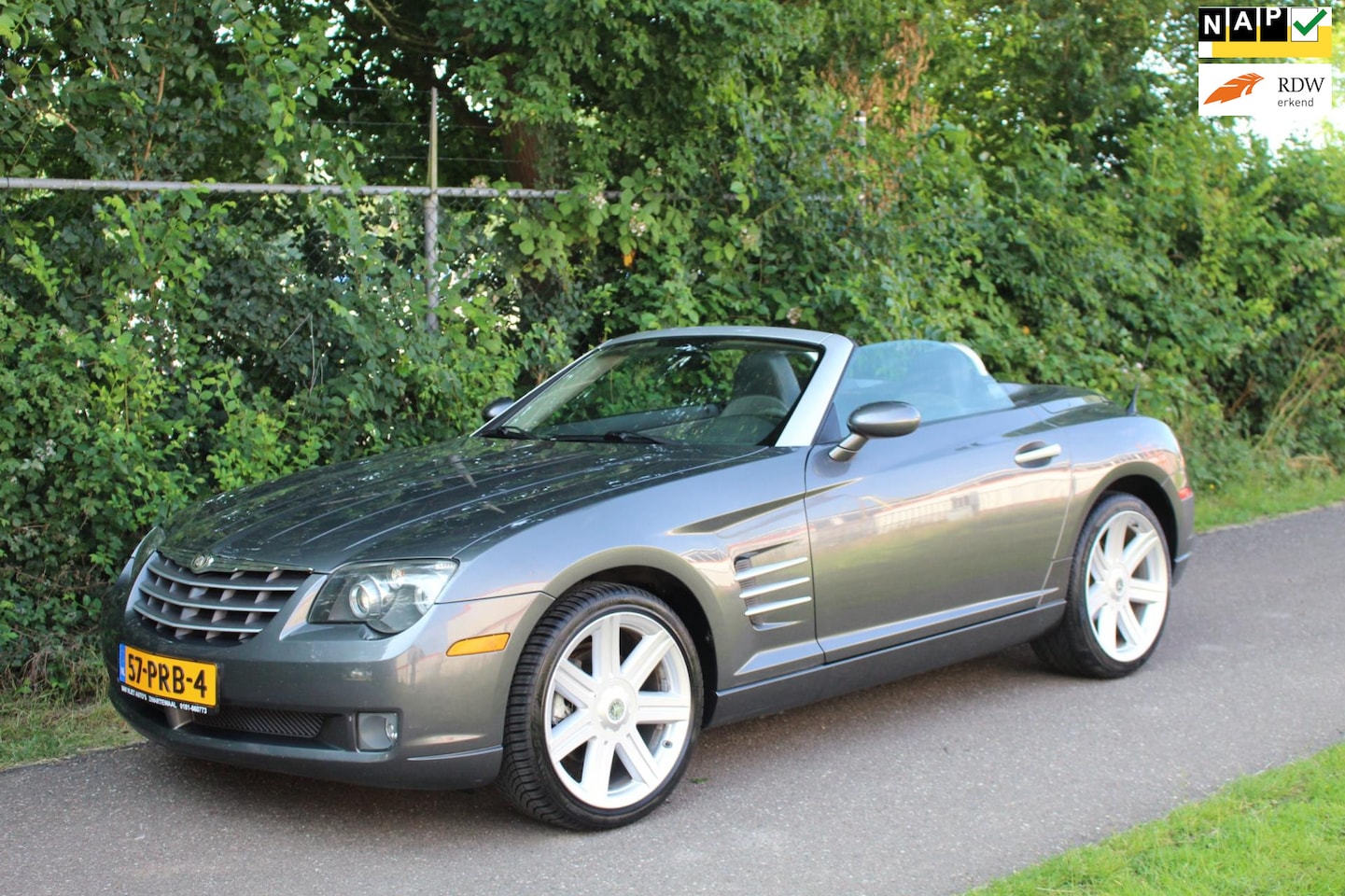 Chrysler Crossfire Cabrio - 3.2 V6 Black Edition 3.2 V6 Black Edition - AutoWereld.nl