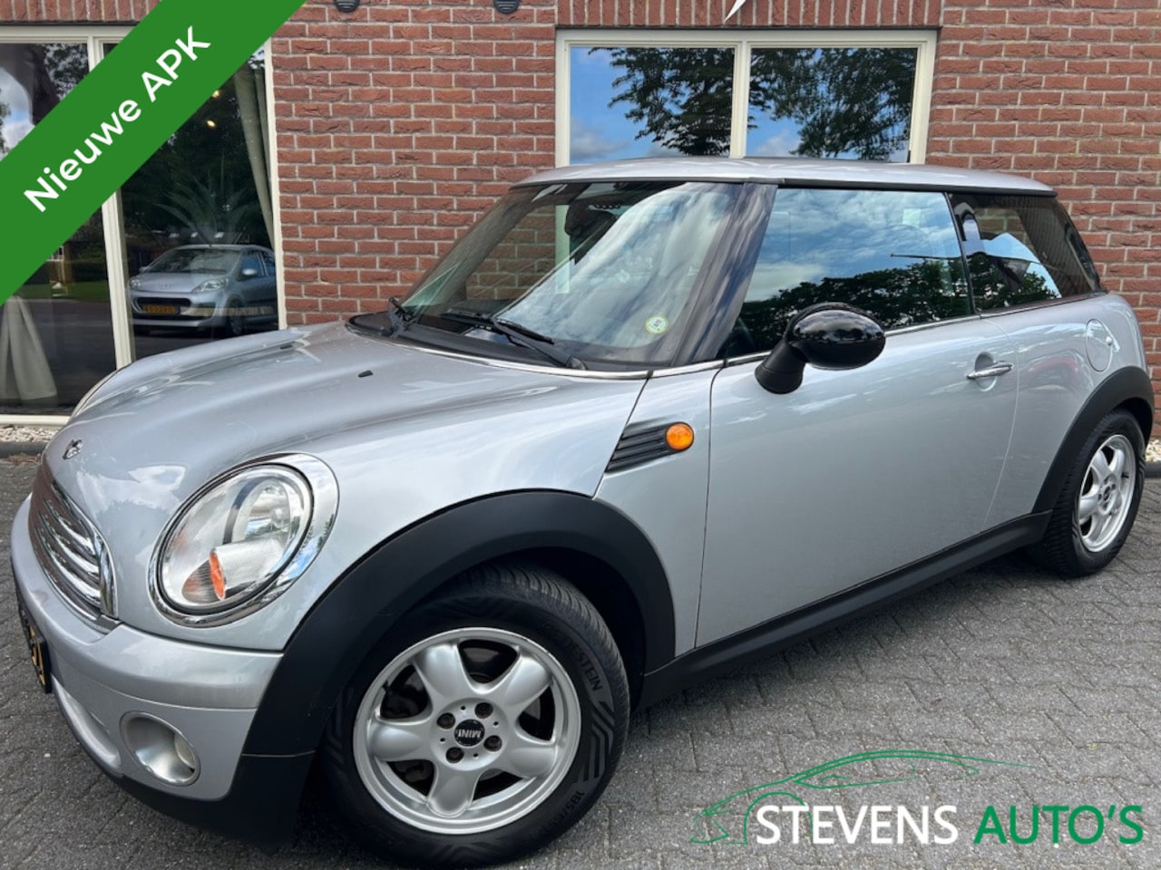 MINI One - Mini 1.4 Pepper NIEUWE APK / RIJKLAAR / RIJDT GOED - AutoWereld.nl